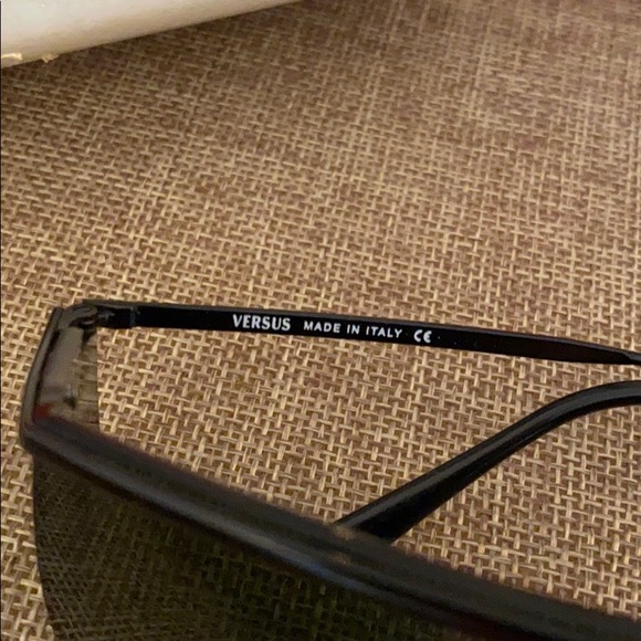 Versace Versus Sunglasses with case and cloth main image 8